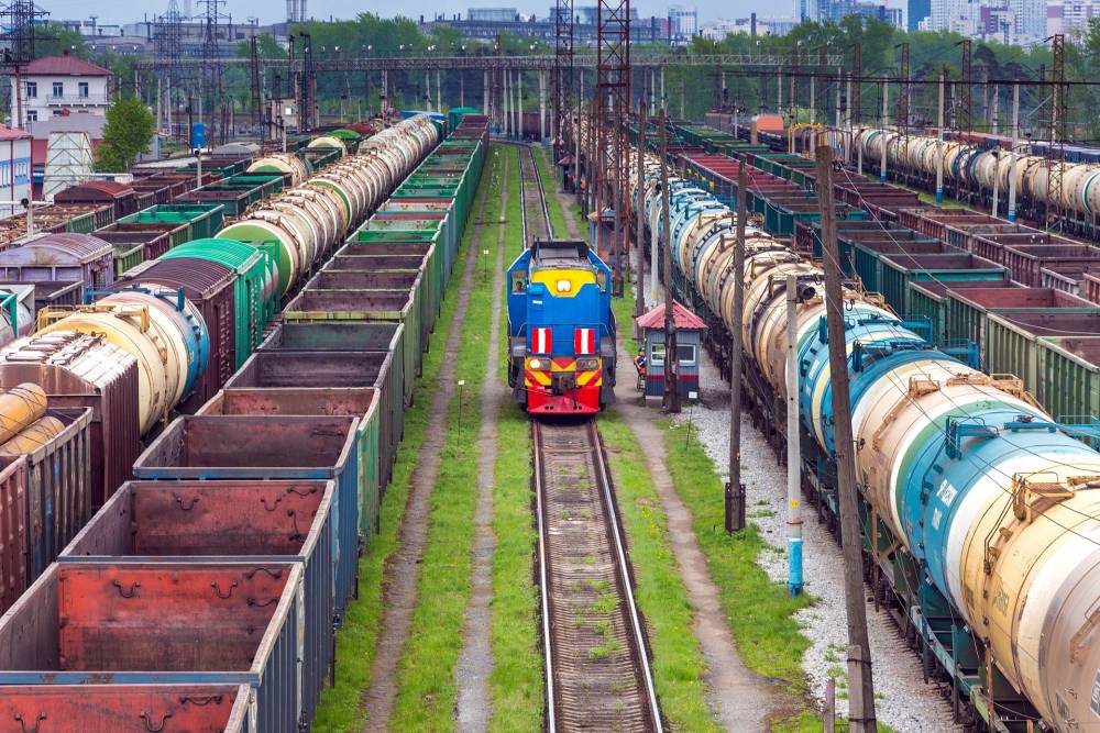 ​Погрузки на Свердловской железной дороге в апреле выросли на 2,5 %