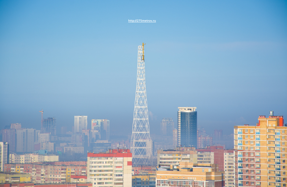 Towered over. Пермская телебашня Пермь. Телевизионная башня Пермь. Телевышка телебашня Пермь. Пермская телевизионная вышка.