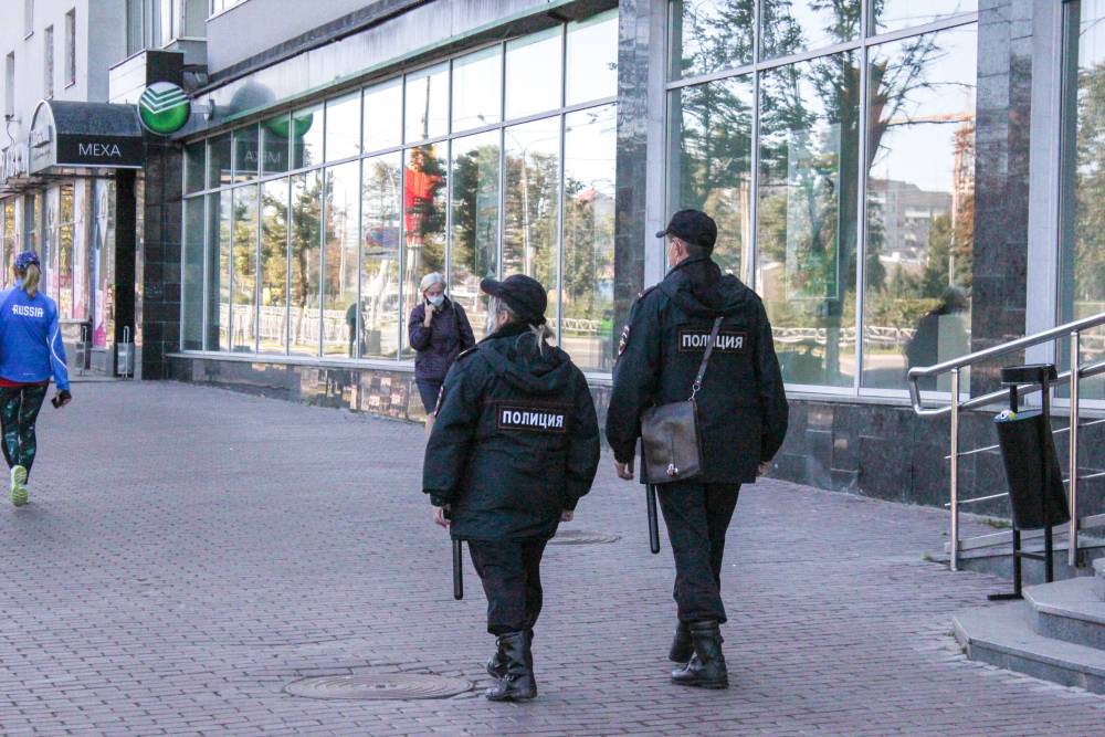 Полиция проводит проверку по факту массовой драки у бара в центре Перми