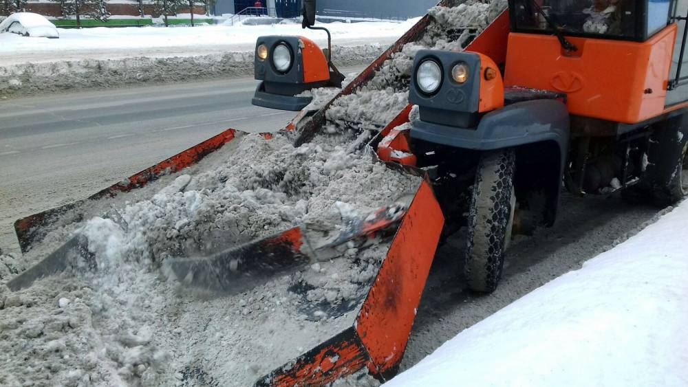 Дорожные службы Пермского округа переходят на зимний режим работы