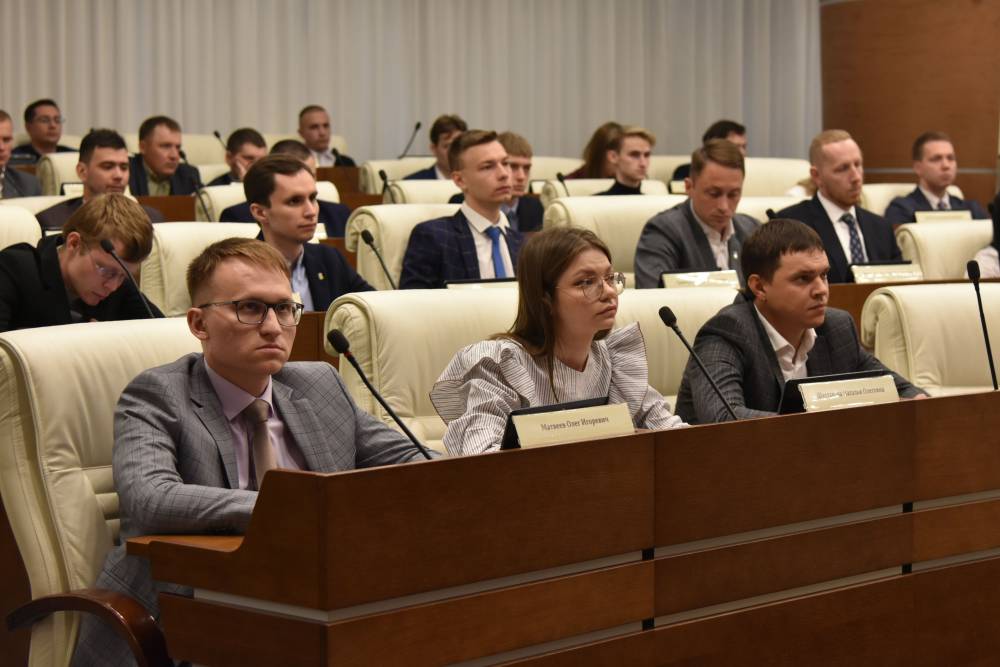 Молодежный парламент Пермского края провел первое заседание шестого состава