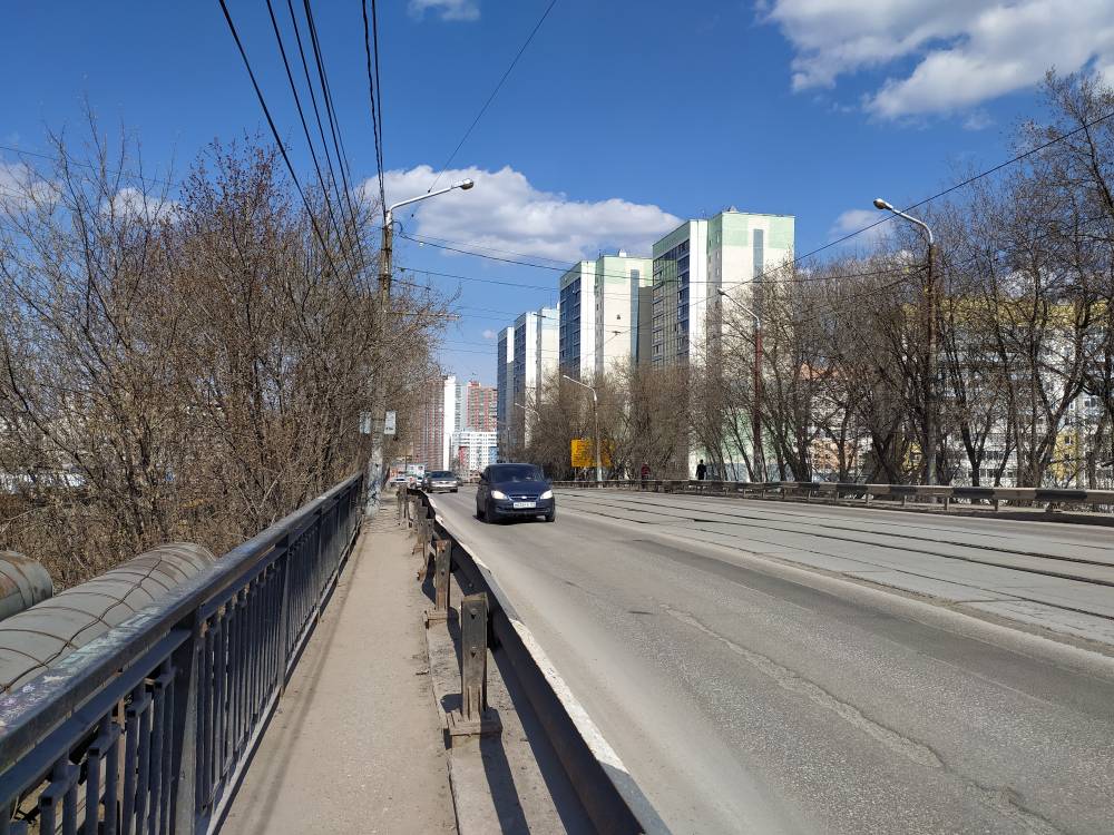 ​Проезд через мост по ул. Карпинского в Перми перекроют до середины октября 2025 года