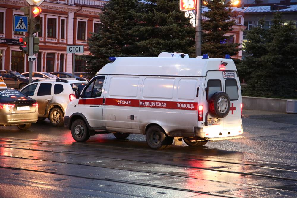 ​В Мотовилихинском районе Перми водитель на иномарке сбил школьницу 