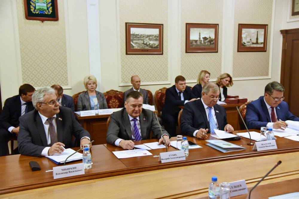 Валерий Сухих примет уч​астие в заседании спикеров региональных парламентов в Санкт-Петербурге 