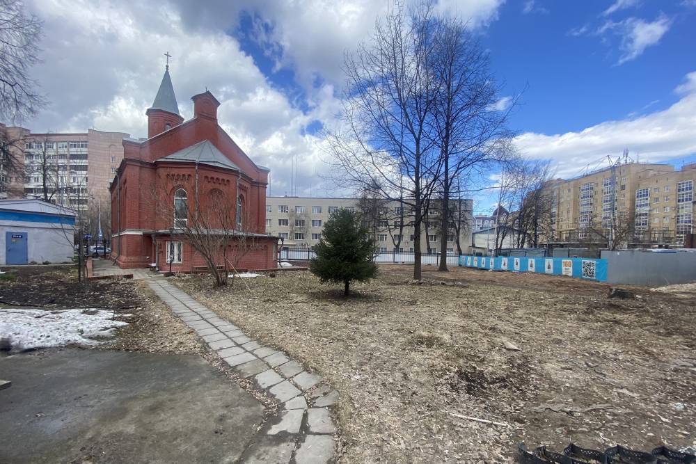 Концертная площадка и тысяча растений: возле Лютеранской церкви в Перми обустроят сквер