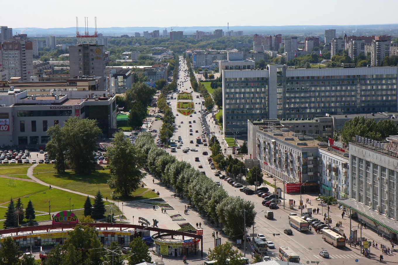 Улицы г пермь. Пермь центр города. Центральная улица Перми. Пермь исторический центр города. Главная улица Перми.